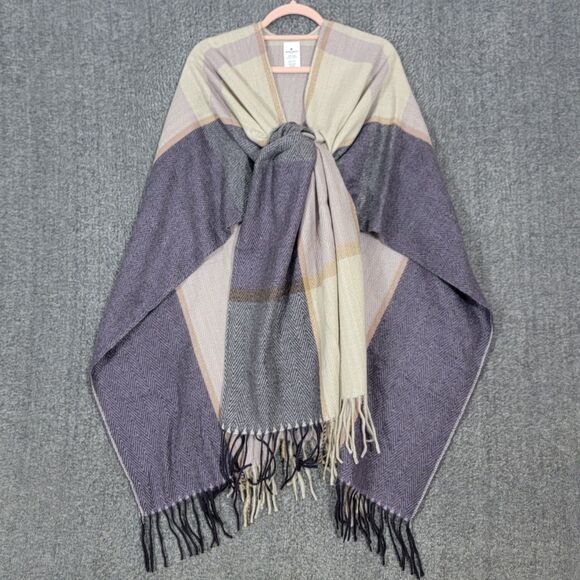 Woolrich Cape Shawl Wrap Womens Purple Herringbone Plaid Fringed Blanket Poncho - Picture 3 of 10